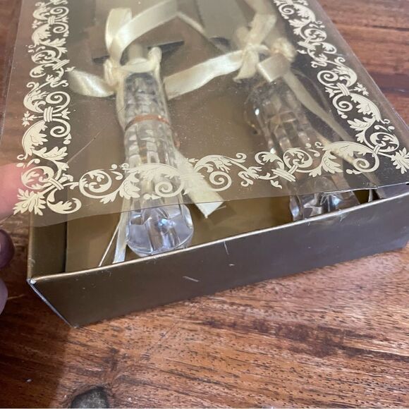Set of Wedding Cake Knife and Server / Acrylic and Stainless Steel EUC - Picture 8 of 15